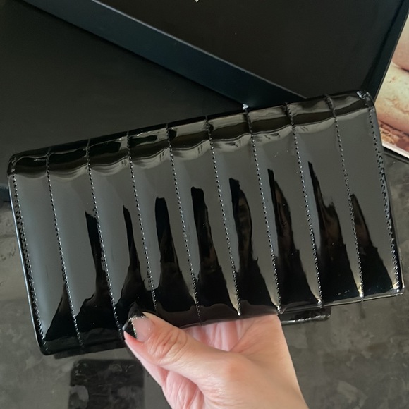 YSL - womens wristlet/wallet - Picture 5 of 6